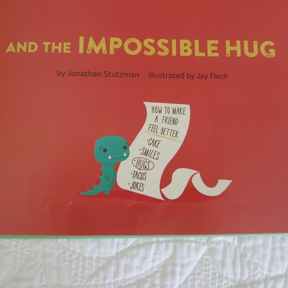 Tiny T. Rex and the Impossible Hug Book - Picture 4 of 5